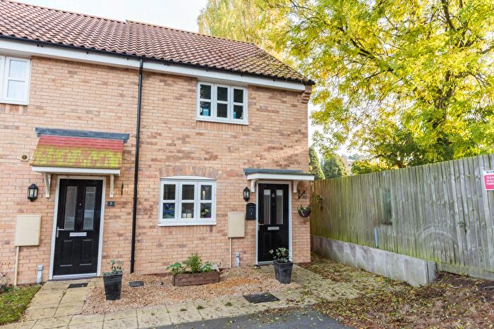 2 Bedroom End Of Terrace House To Rent In Wardens Lane, Irthlingborough, Wellingborough, NN9