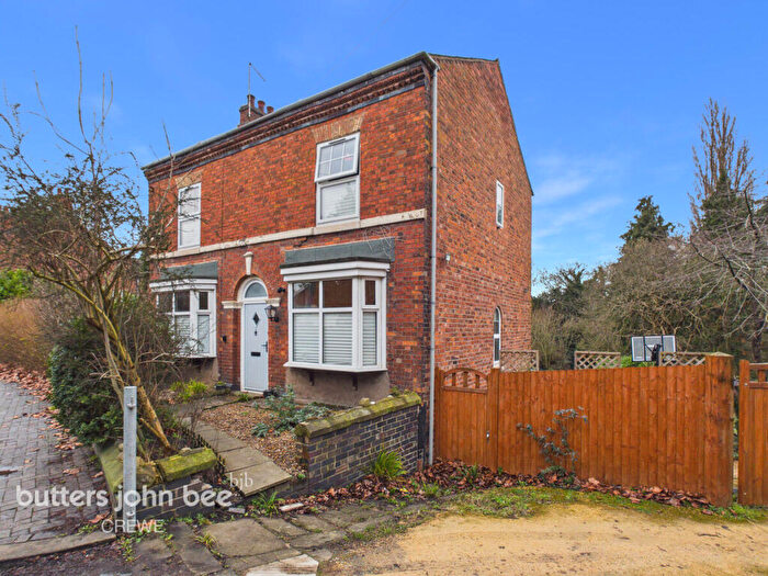 4 Bedroom Detached House For Sale In Alton Street, Crewe, CW2