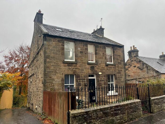 3 Bedroom Flat To Rent In Woodhall Road, Colinton, Edinburgh, EH13