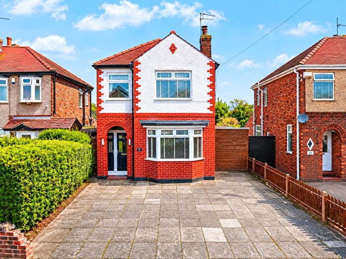 4 Bedroom Detached House For Sale In Pinetree Grove, Moreton, Wirral, CH46
