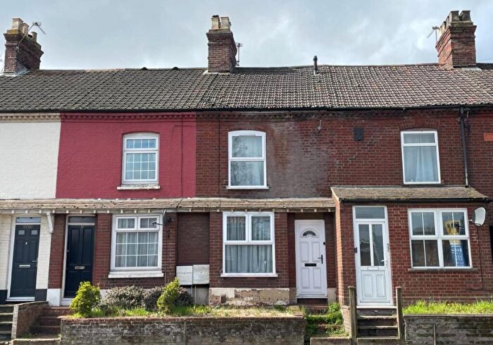 2 Bedroom Terraced House For Sale In Aylsham Road, Norwich, Norfolk, NR3