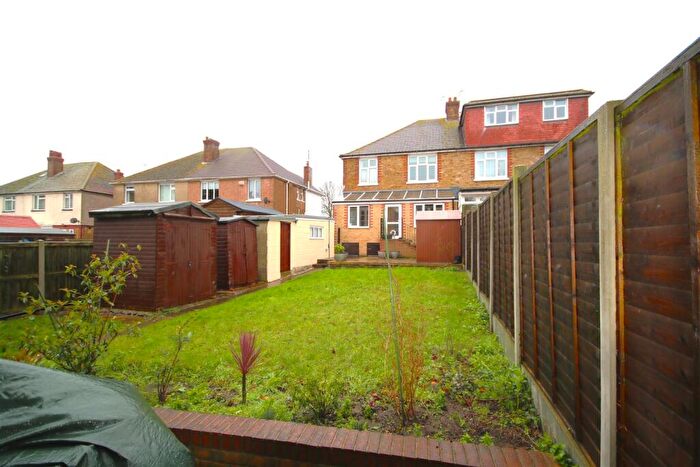 4 Bedroom Semi-Detached House For Sale In Tivoli Park Avenue, Margate, CT9