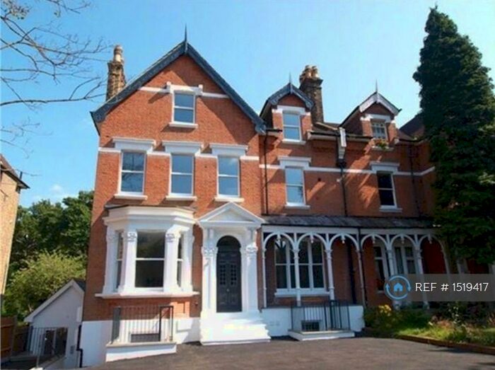 2 Bedroom Flat To Rent In Shortlands Road, Bromley, BR2