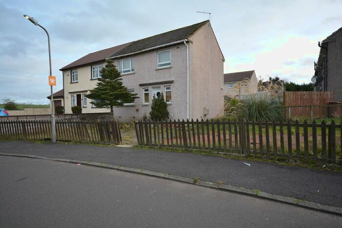 3 Bedroom Semi-Detached House For Sale In Ballochmyle Avenue, Auchinleck, Cumnock, KA18