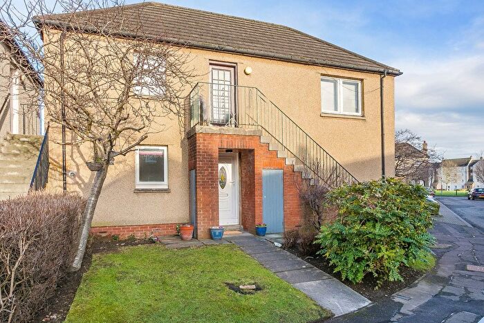 2 Bedroom Flat For Sale In South Gyle Mains, Edinburgh, EH12