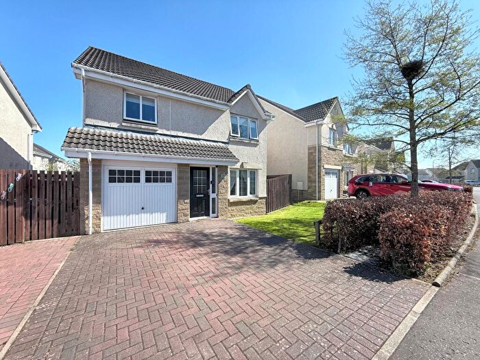 3 Bedroom Detached House For Sale In Cotland Drive, New Carron, Falkirk, FK2