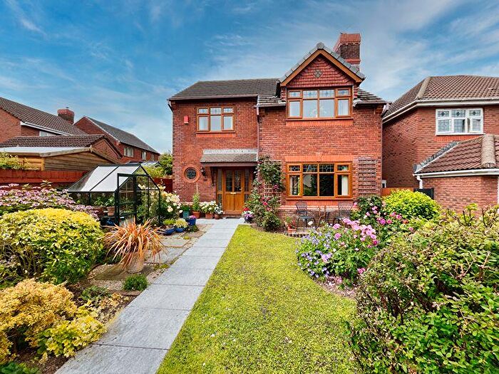 4 Bedroom Detached House For Sale In Llwyn Glas, Broadlands, Bridgend, CF31