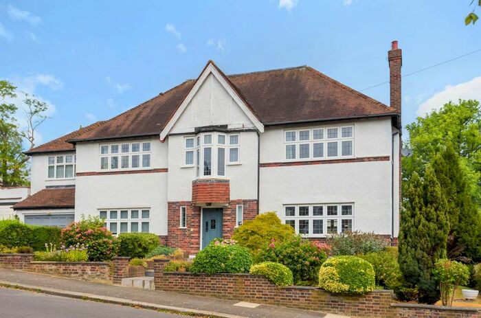 6 Bedroom Detached House For Sale In West Hill Way, Totteridge, N20