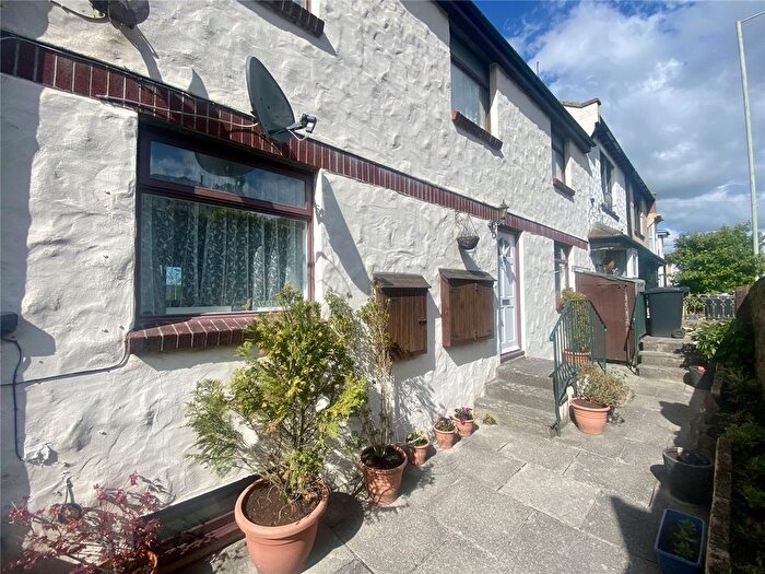2 Bedroom Flat For Sale In Sticklepath Hill, Sticklepath, Barnstaple, Devon, EX31