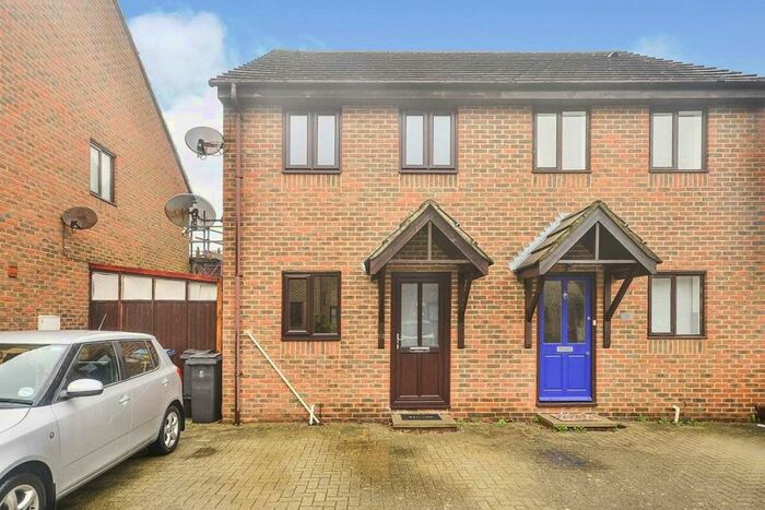 2 Bedroom End Of Terrace House To Rent In The Abbots, Dover, Kent, CT17