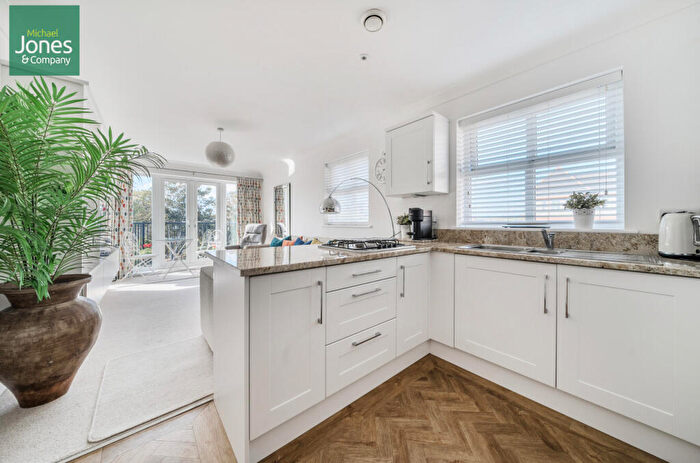 2 Bedroom Flat To Rent In St. Botolphs Road, Worthing, West Sussex, BN11