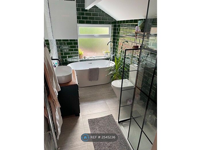 2 Bedroom Terraced House To Rent In Wallace Road, Selly Park, Birmingham, B29