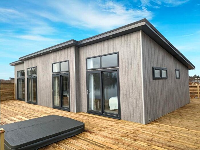 2 Bedroom Lodge For Sale In Thorney Golf Centre, PE6