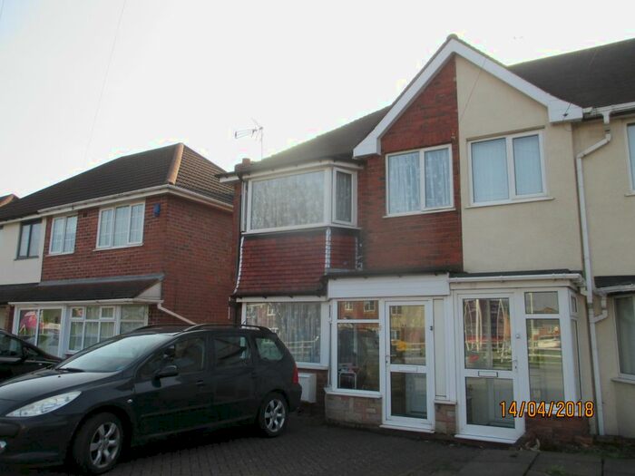 3 Bedroom Semi-Detached House To Rent In Sandy Lane, Great Barr, B42