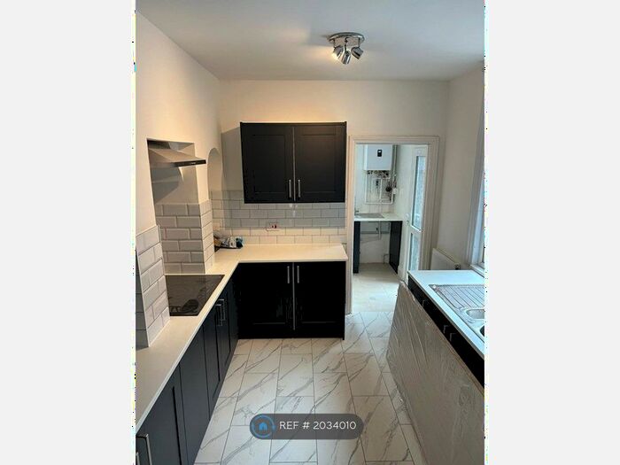 4 Bedroom Terraced House To Rent In St.Pauls Road, Northampton, NN2