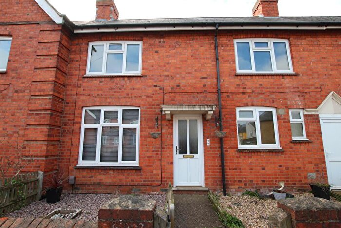 3 Bedroom House To Rent In St. Davids Road, Northampton, NN2