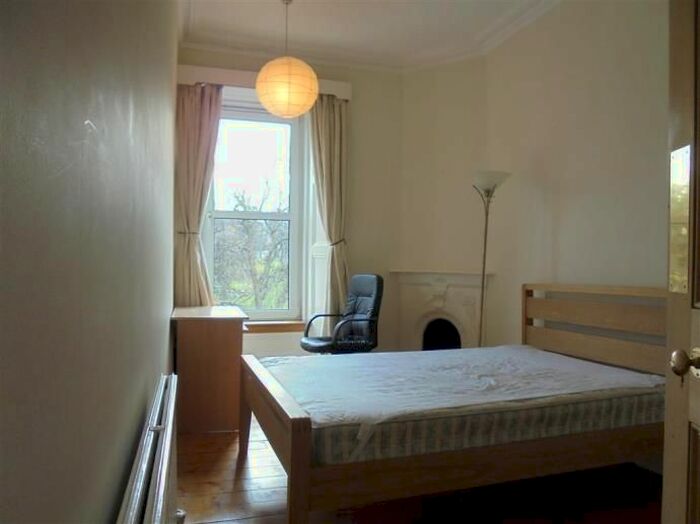 2 Bedroom Flat To Rent In Balcarres Street, Edinburgh, EH10