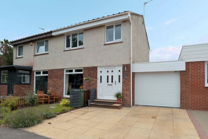 3 Bedroom Semi-Detached House For Sale In Links View, Port Seton, Prestonpans, EH32