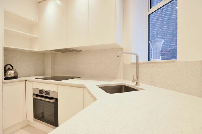 2 Bedroom Apartment To Rent In Eton Avenue, Belsize Park, NW3