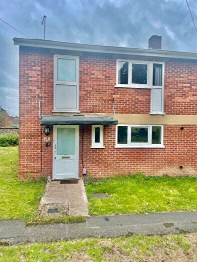 3 Bedroom Semi-Detached House To Rent In Ormonde Road, Wokingham, RG41