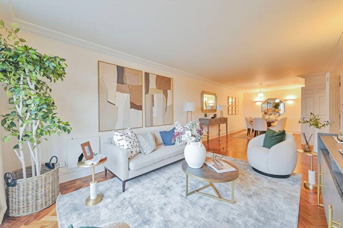 3 Bedroom Flat For Sale In Sovereign Court, Kensington, London, W8