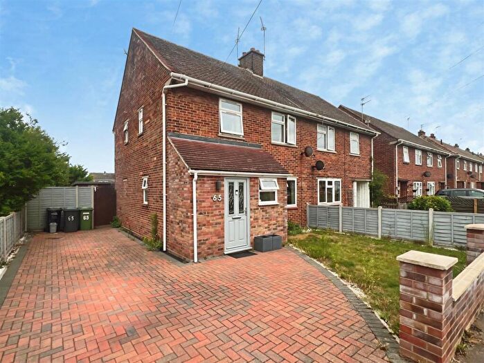 3 Bedroom Semi-Detached House For Sale In Europa Road, Lowestoft, NR32