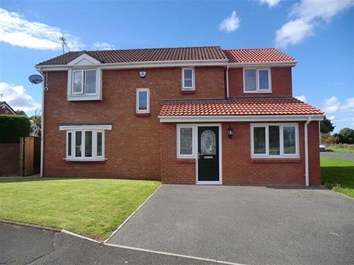 3 Bedroom Detached House For Sale In Cleves Court, Ferryhill, DL17