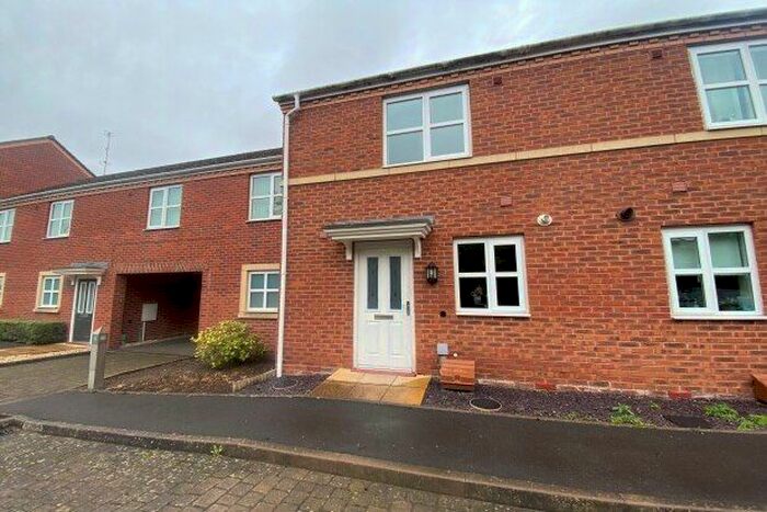 2 Bedroom Terraced House To Rent In Gloucester Close, Redditch, B97