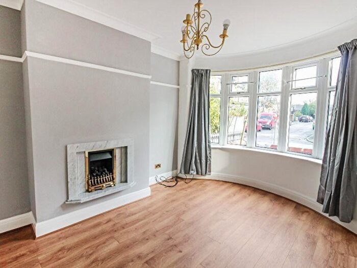 3 Bedroom Semi-Detached House To Rent In Longford Place, Manchester, M14