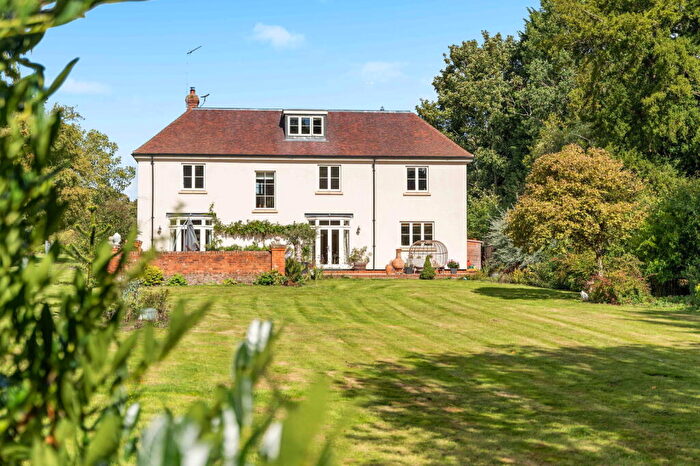7 Bedroom Detached House For Sale In Bed House With Annex On Exclusive Country Estate, SG4