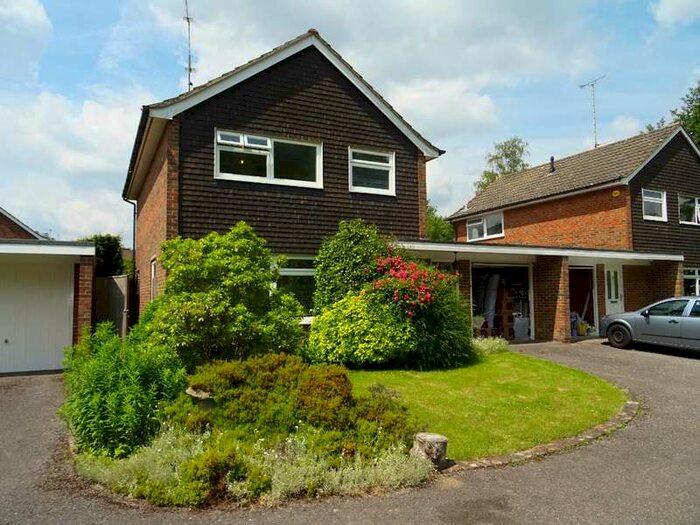 3 Bedroom Detached House To Rent In Hickmans Lane Lindfield, RH16