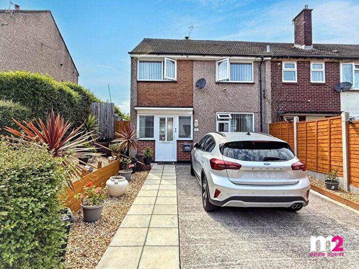 3 Bedroom Semi-Detached House For Sale In Yeo Close, Bettws, Newport, NP20