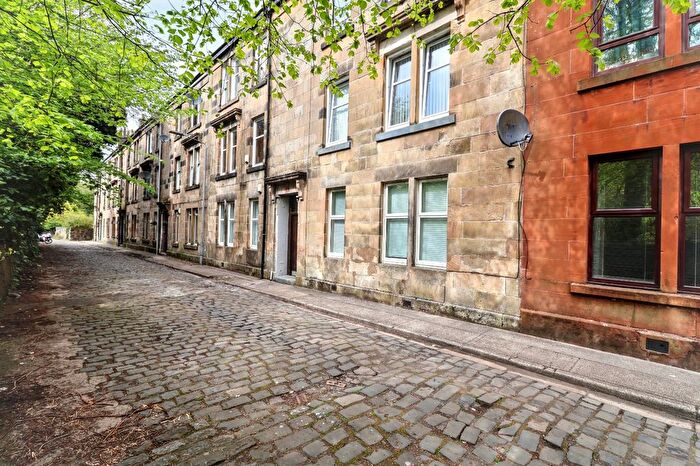 2 Bedroom Flat For Sale In Mcintyre Place, Paisley, Renfrewshire, PA2