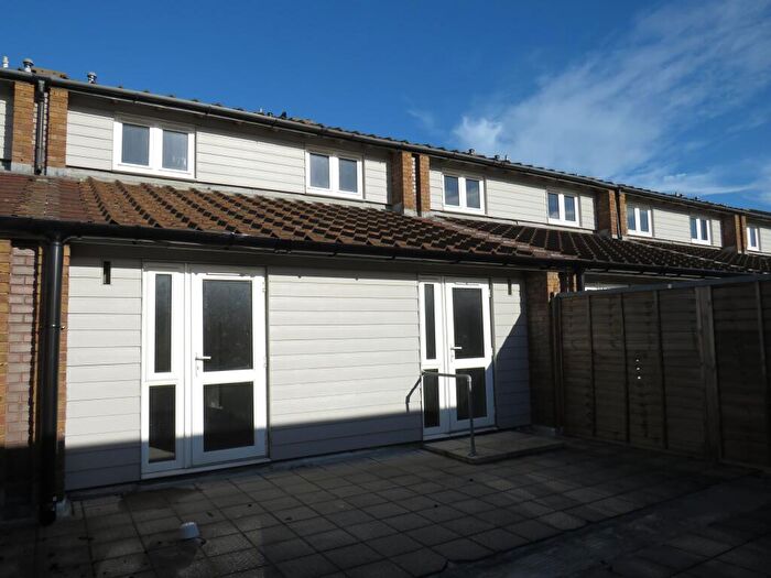 1 Bedroom Flat To Rent In Orton Goldhay, Peterborough, Cambridgeshire, PE2