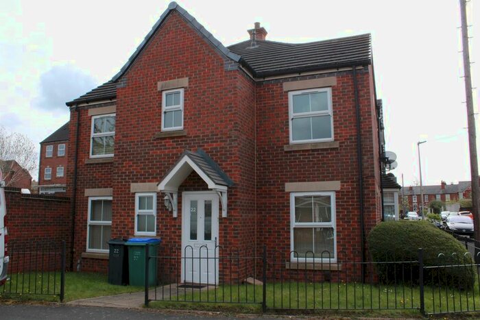 3 Bedroom Semi-Detached House To Rent In Earl Street, West Bromwich, B70