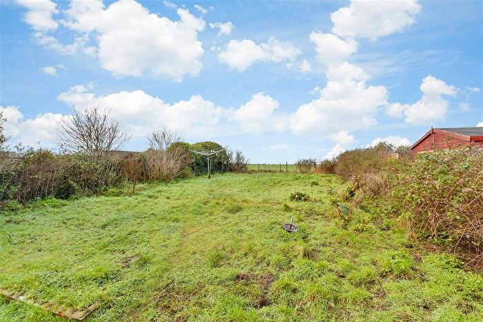 2 Bedroom Chalet For Sale In Dunes Road, Greatstone, Kent, TN28