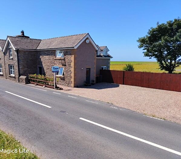 4 Bedroom Semi-Detached House For Sale In Sandside, Lancaster, LA2