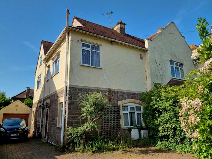 3 Bedroom Semi-Detached House To Rent In Charlton Road, Weston-Super-Mare, BS23