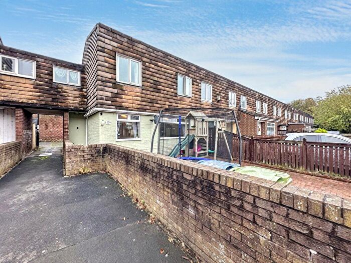 4 Bedroom Terraced House For Sale In Arklecrag, Washington, Tyne And Wear, NE37