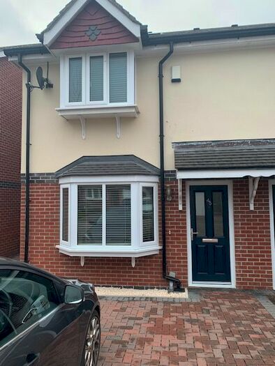 3 Bedroom Semi-Detached House To Rent In Parc Castell, Llandudno Junction, LL31