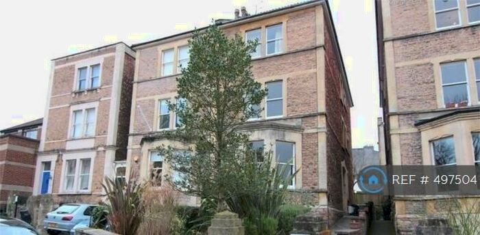 2 Bedroom Flat To Rent In Clifton Park Road, Bristol, BS8