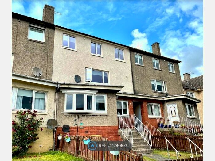 3 Bedroom Maisonette To Rent In Culross Place, Coatbridge, ML5