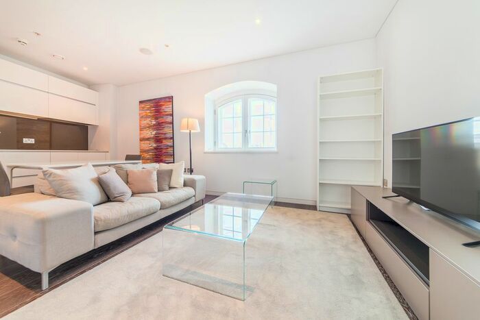 1 Bedroom Flat To Rent In Marconi House, Strand, London, WC2R