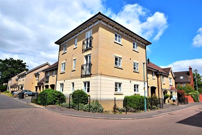 Property For Sale In Ridgewell Avenue, Chelmsford, CM1