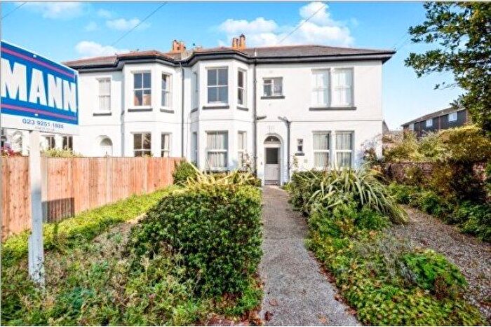 1 Bedroom Flat To Rent In Village Road, Gosport, PO12