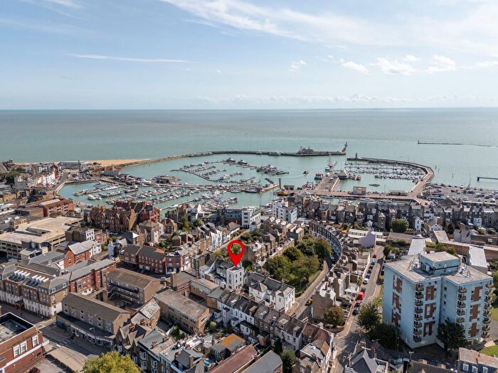 2 Bedroom End Of Terrace House For Sale In Albert Street, Ramsgate, Kent, CT11