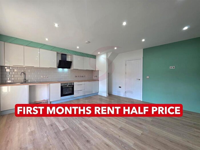 3 Bedroom Flat To Rent In Melton Road, Belgrave, Leicester, LE4