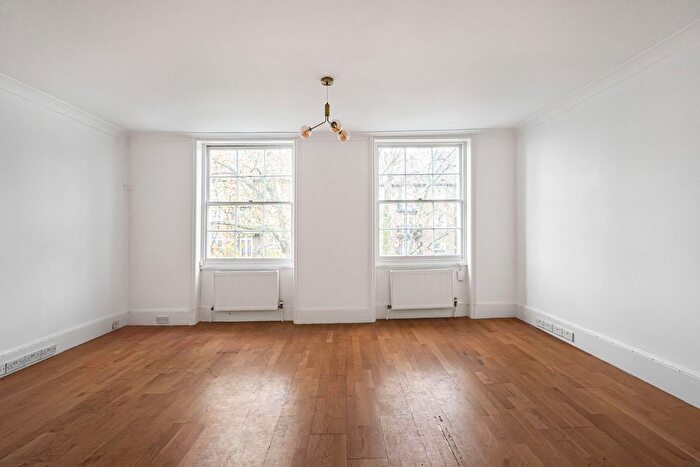 3 Bedroom Flat For Sale In Barnsbury Road, London, N1