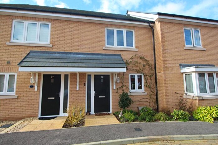 2 Bedroom Terraced House For Sale In Pegasus Avenue, Netley Abbey, Southampton, SO31