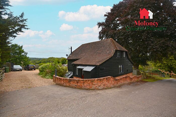 4 Bedroom Equestrian Property For Sale In Smiths Hill, West Farleigh, Maidstone, Kent, ME15